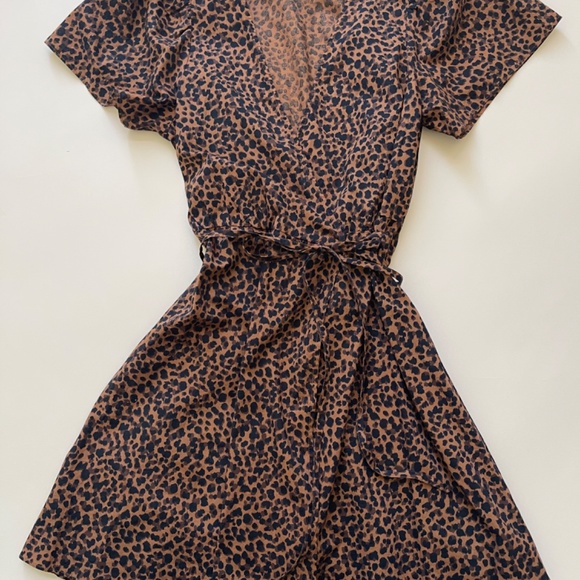 MADEWELL LEOPARD WRAP DRESS SIZE MEDIUM - Picture 5 of 5